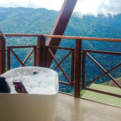 Gorilla Trekking in Rwanda and Uganda: Rules and Etiquette